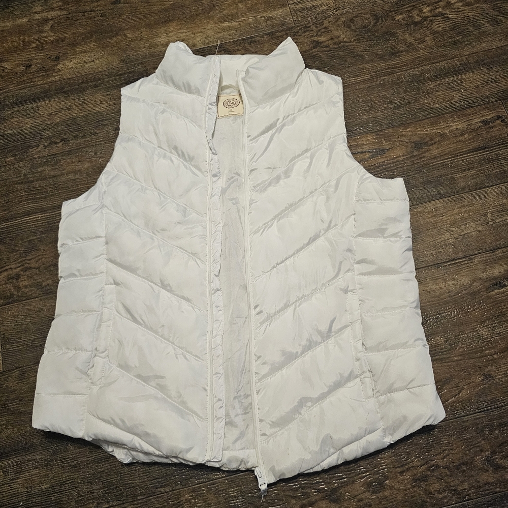 SO White Puffer Vest